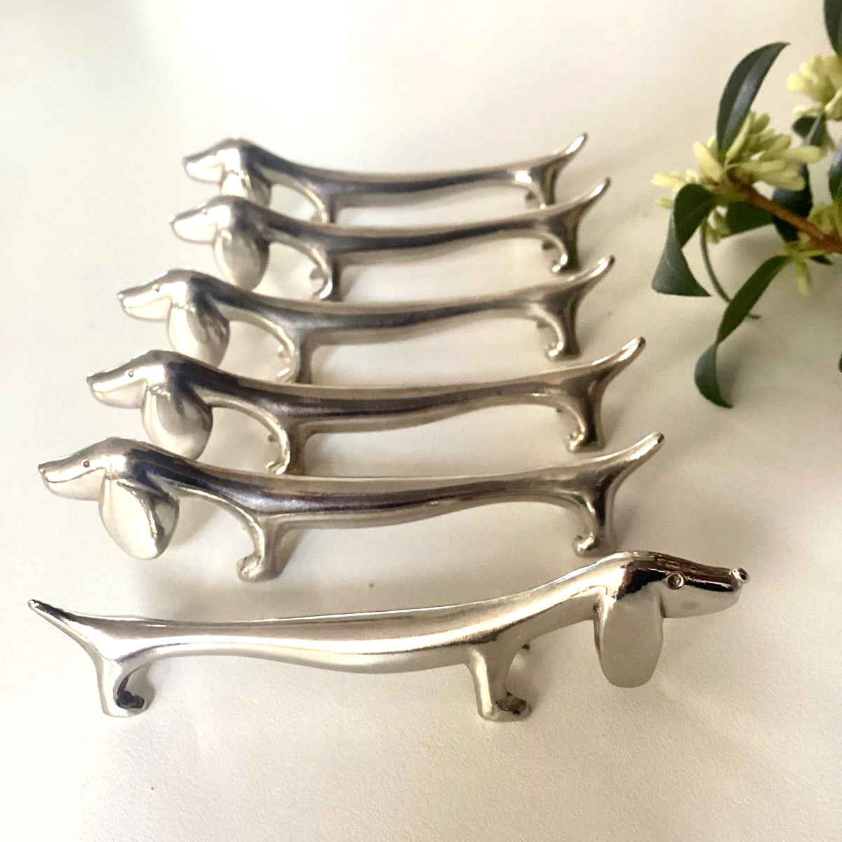 Silver-plated dachshunds (knife rests) - 6 Atelier Aeris