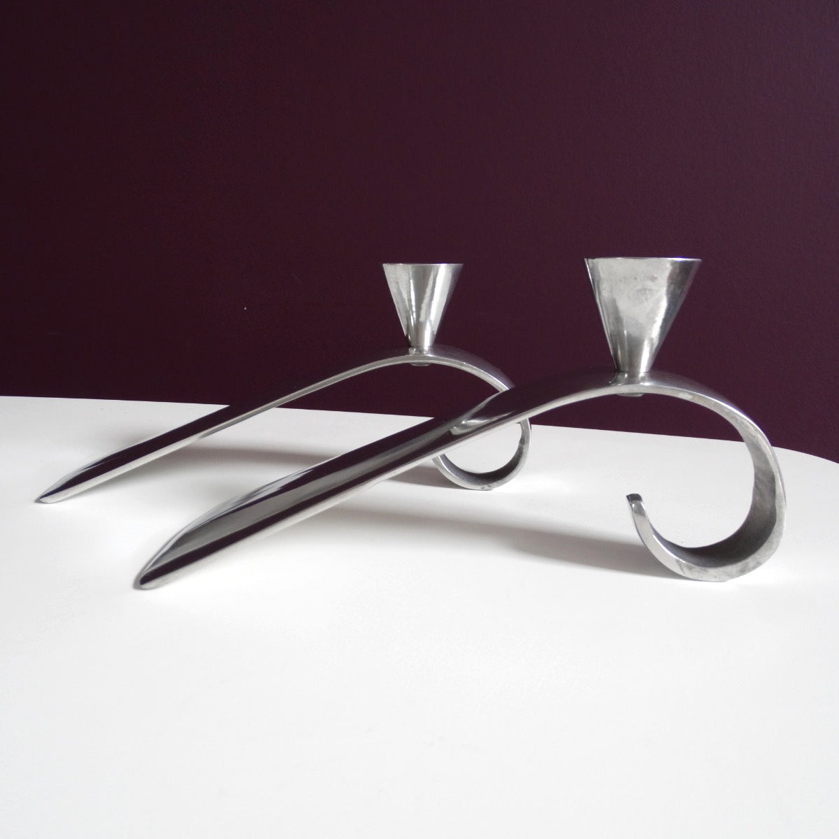 Comma Candlestick | Matthew Hilton | Postmodern Design Atelier Aeris