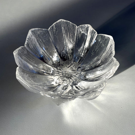 Kosta Boda Water Lily