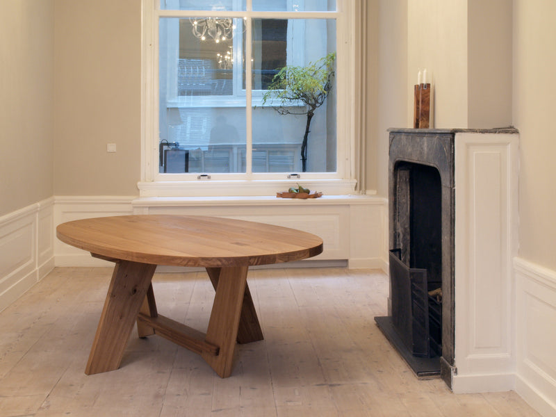 Schragen Dining Table