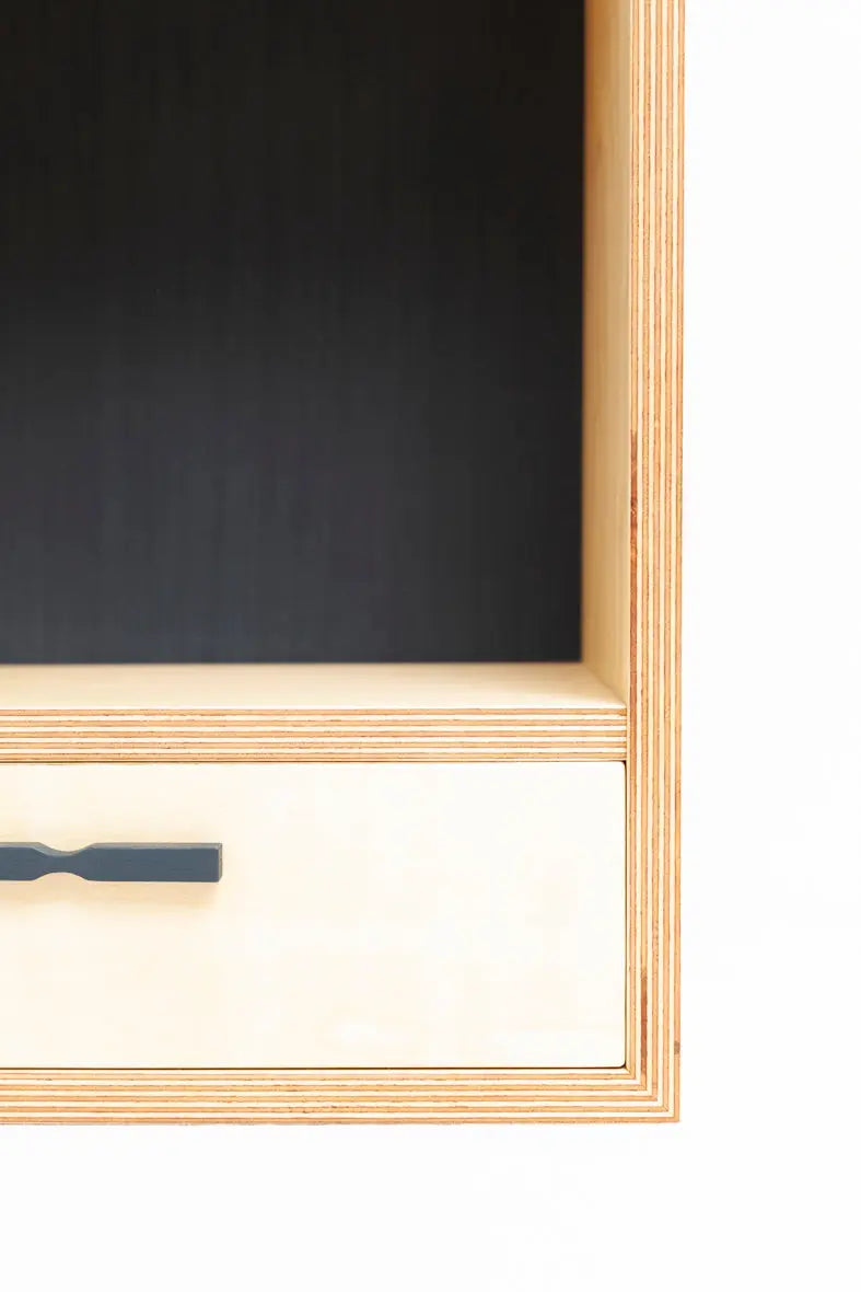Tea Cabinet Vanessa Horig